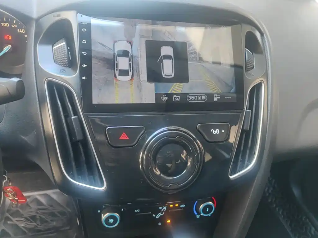 Ford Focus — миниатюра 13