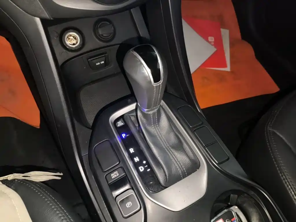 Hyundai Santa Fe — миниатюра 14