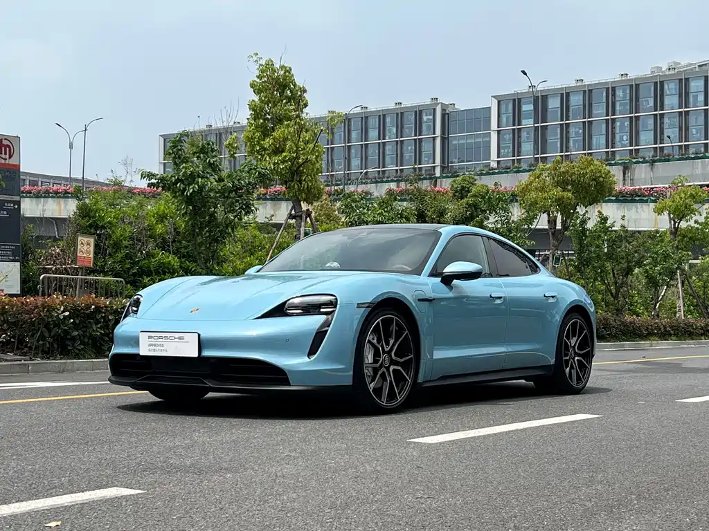 Porsche Taycan 2023