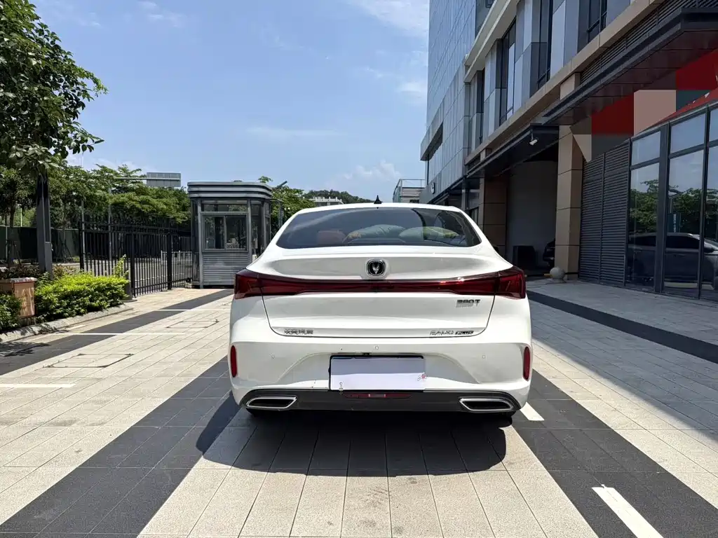 Changan Eado — миниатюра 9