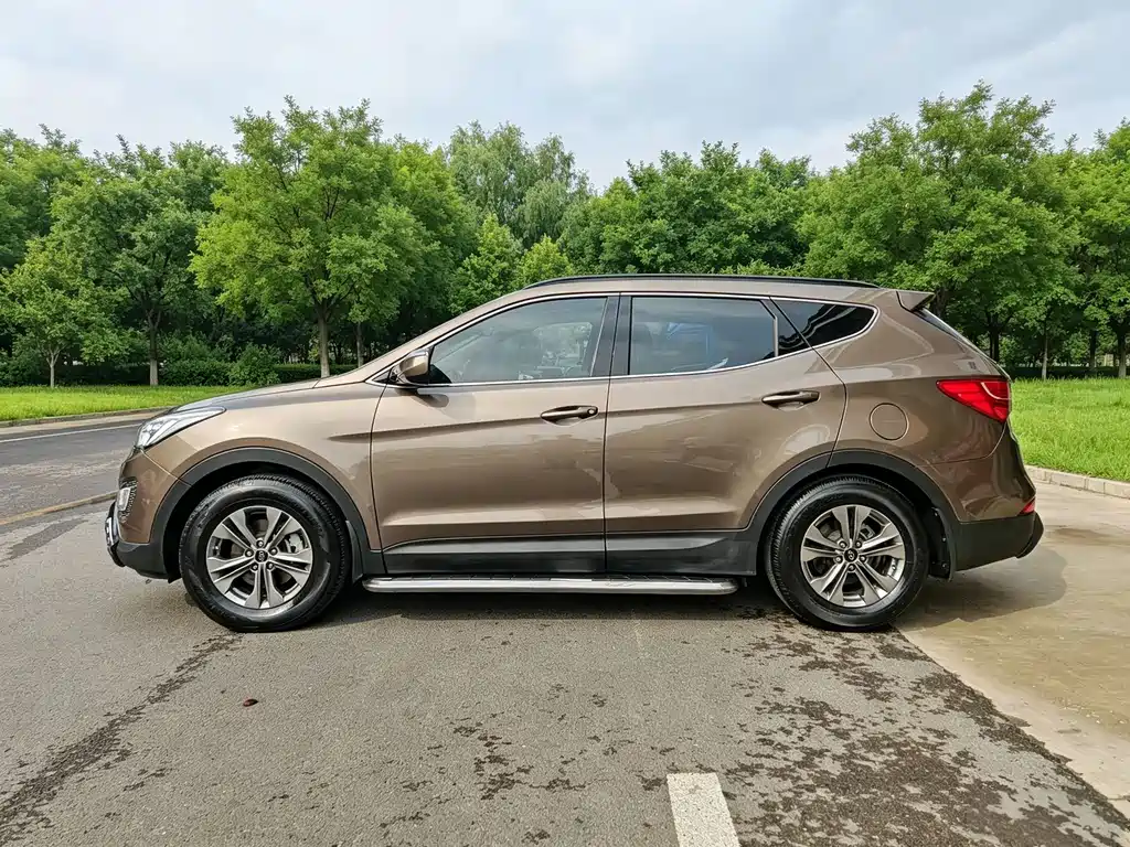 Hyundai Santa Fe — миниатюра 12