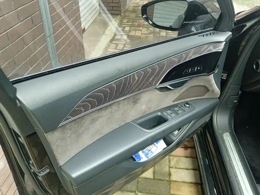 Audi A8 — миниатюра 7