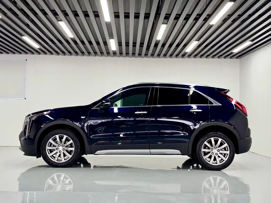 Cadillac XT4 — миниатюра 4