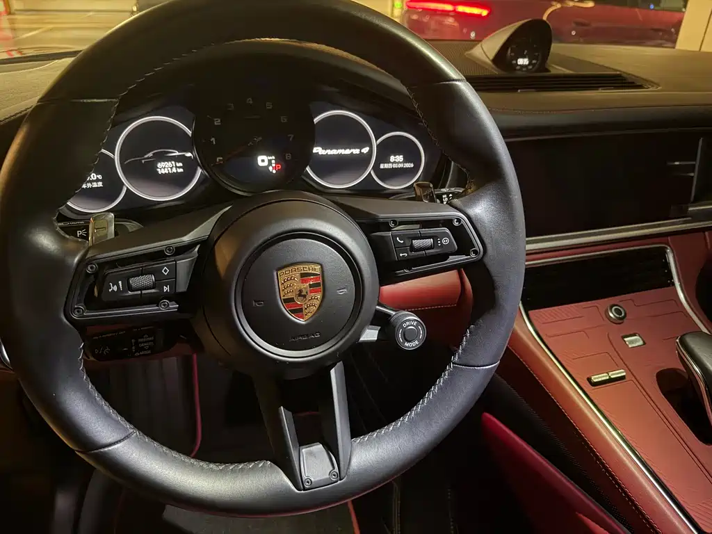 Porsche Panamera — миниатюра 4