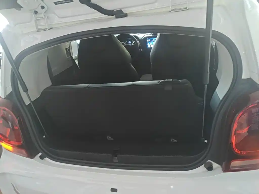 Roewe Clever — миниатюра 19