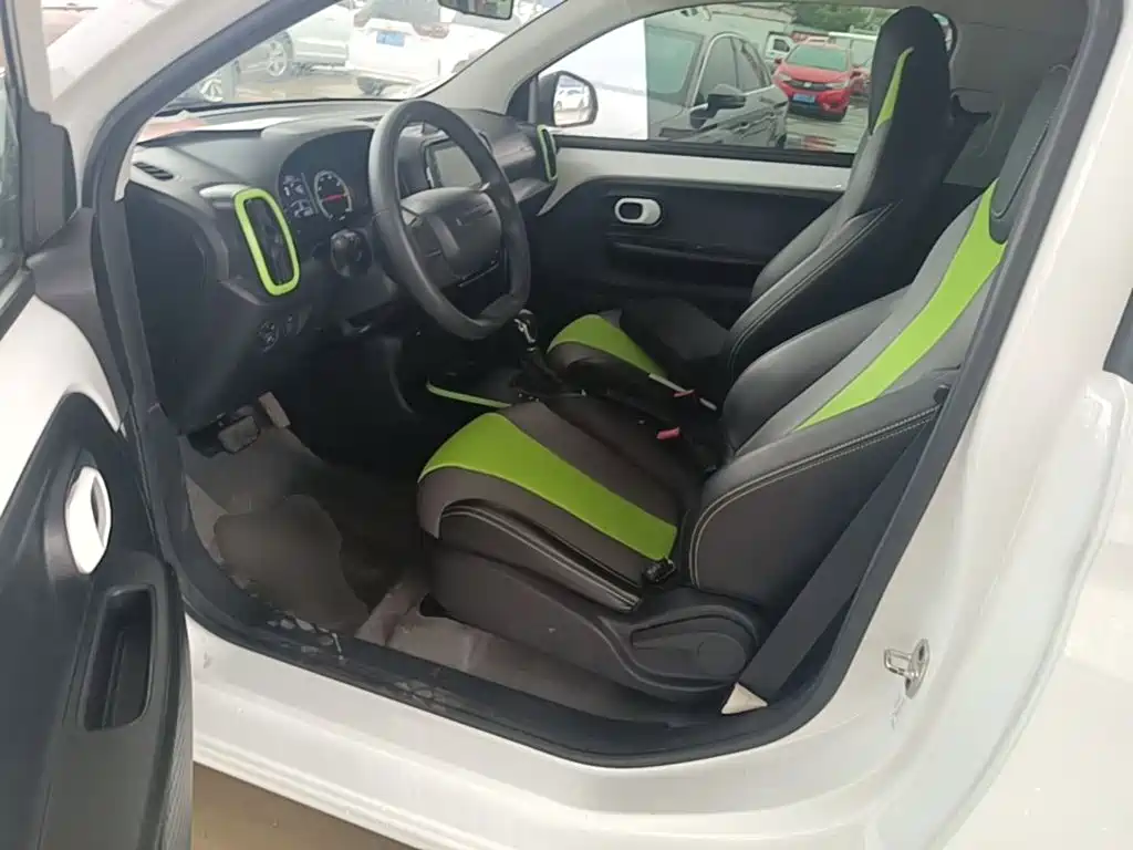 Roewe Clever — миниатюра 15