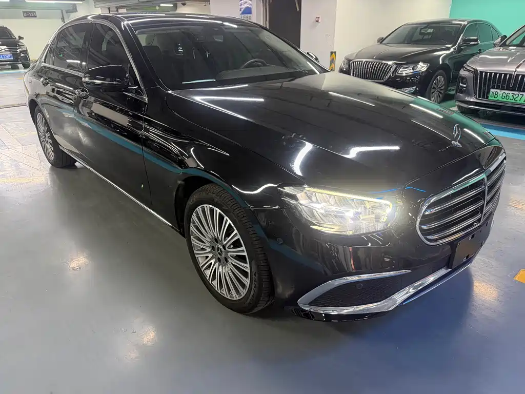 Mercedes-Benz E-Class — миниатюра 3