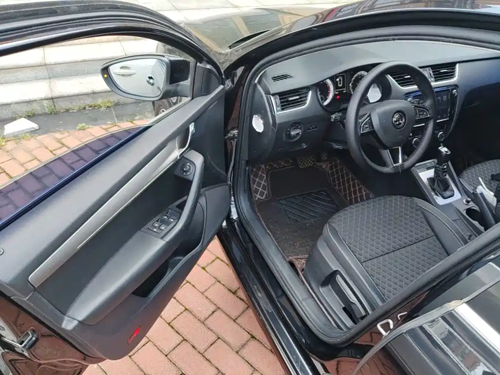 Skoda Octavia — миниатюра 16