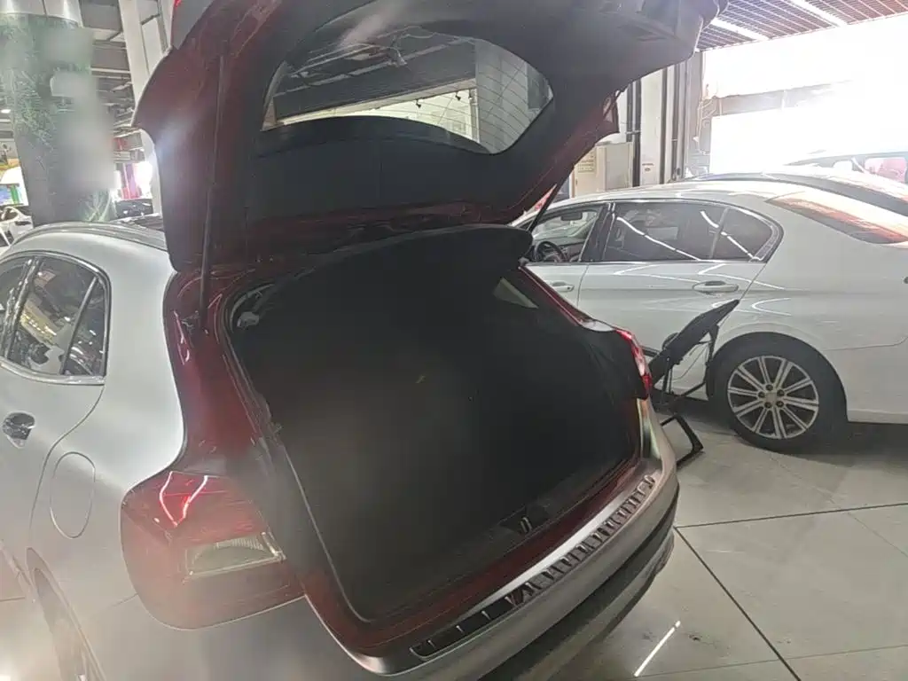 Mercedes-Benz GLA — миниатюра 19