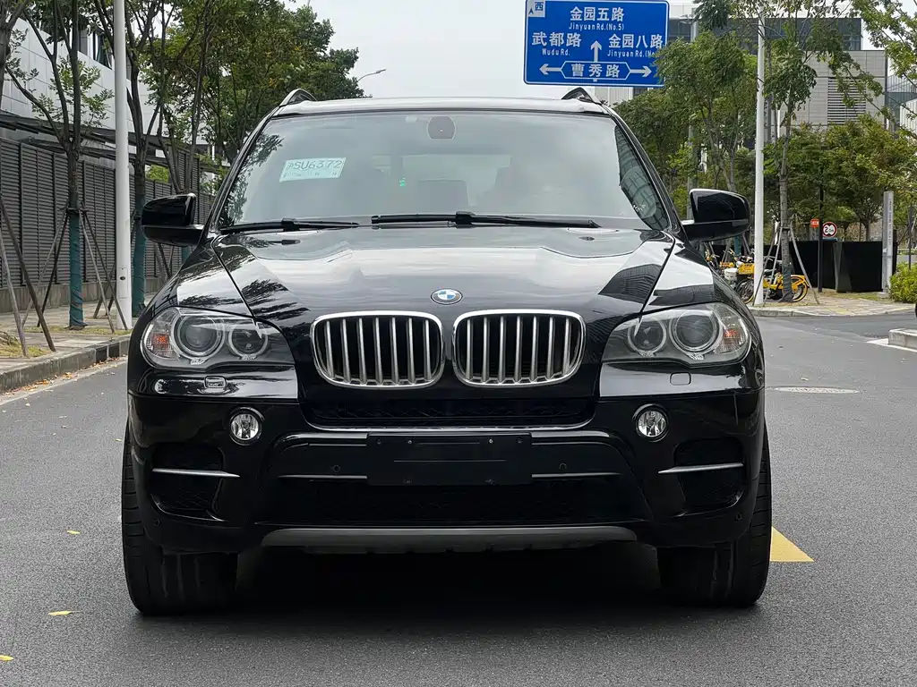 BMW X5 (Import) — миниатюра 2
