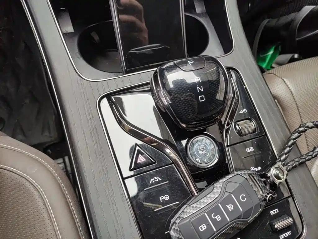 BYD Han — миниатюра 14