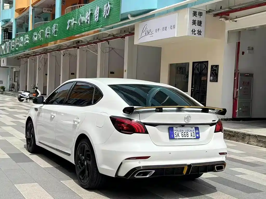 MG MG6 — миниатюра 8