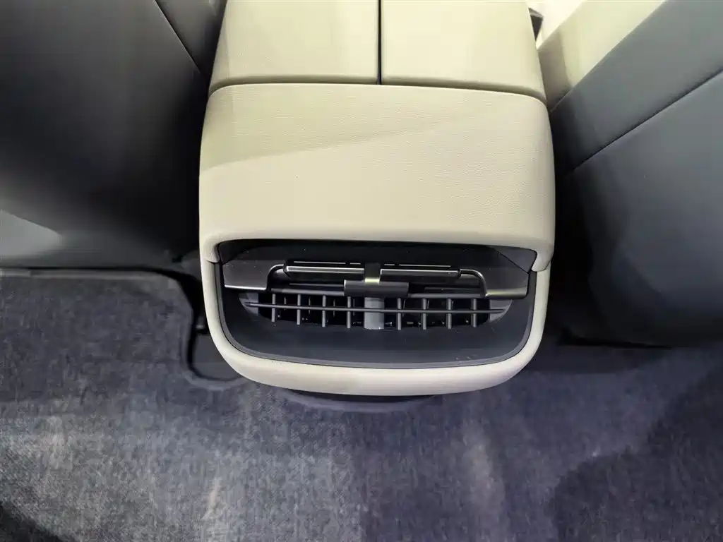 Ауди Ауди. Audi E5 Sportback — миниатюра 21