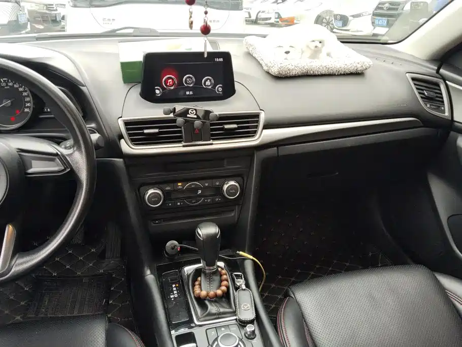 Mazda 3 Axela — миниатюра 13