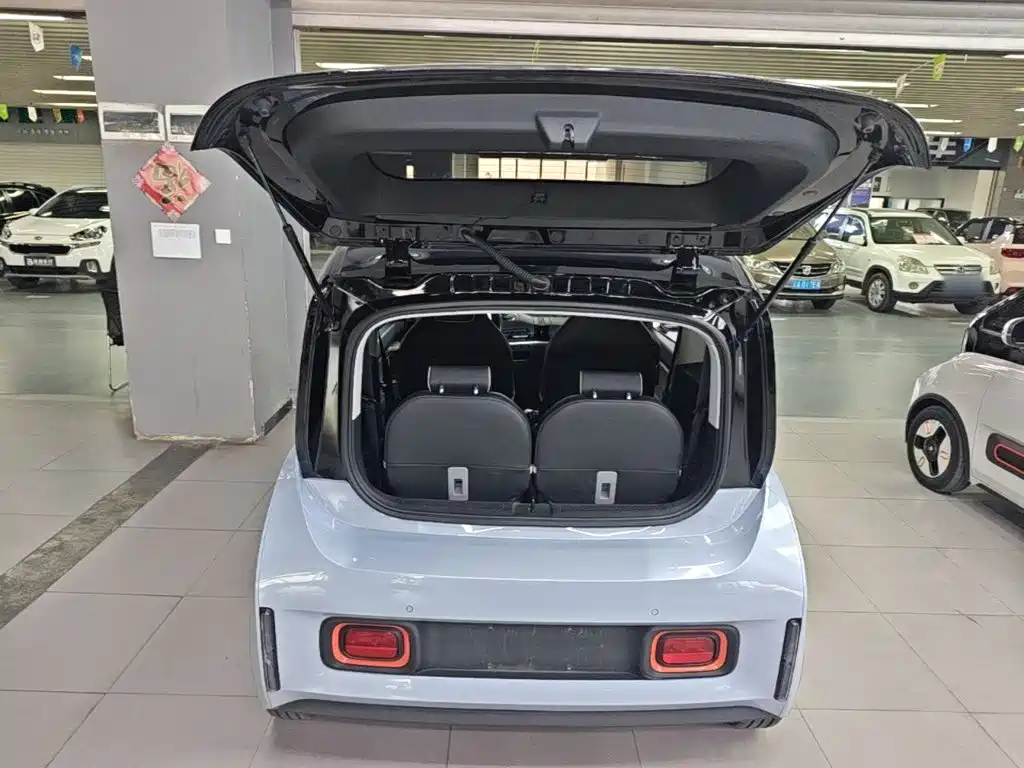 Baojun KiWi EV — миниатюра 19