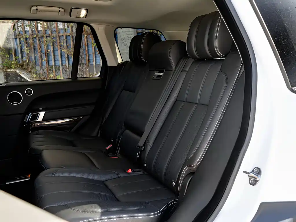 Land Rover Range Rover — миниатюра 11