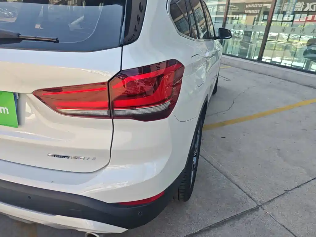 BMW X1 — миниатюра 8