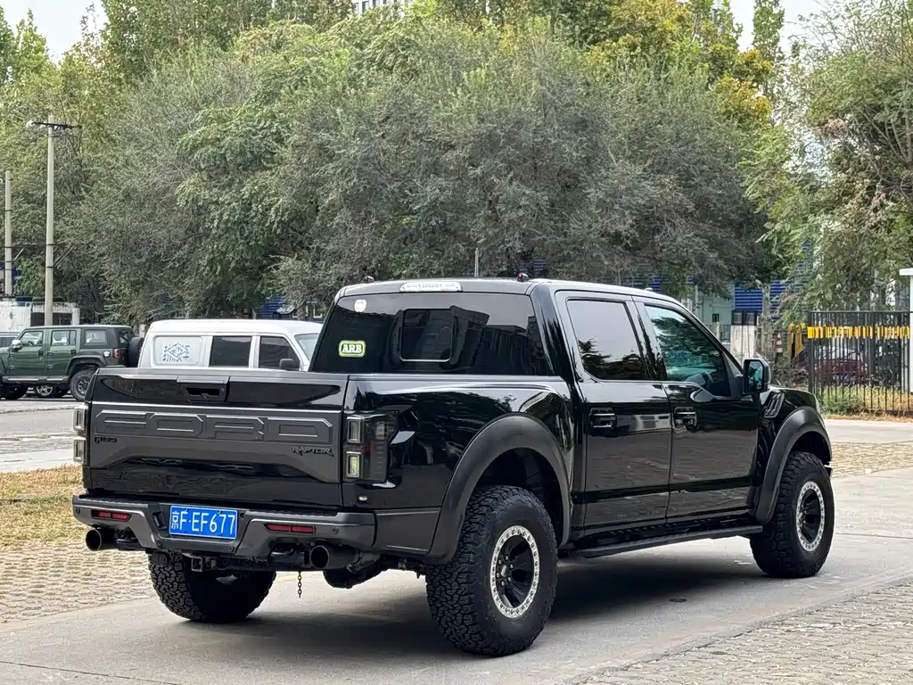 Ford F-150 Raptor — миниатюра 5
