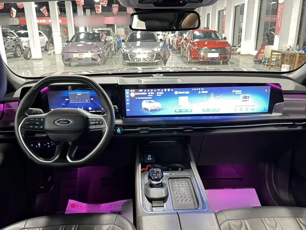 Ford Edge — миниатюра 22