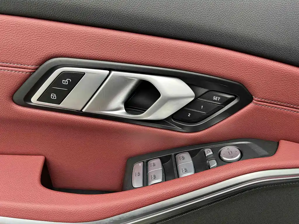 BMW 3 Series — миниатюра 14