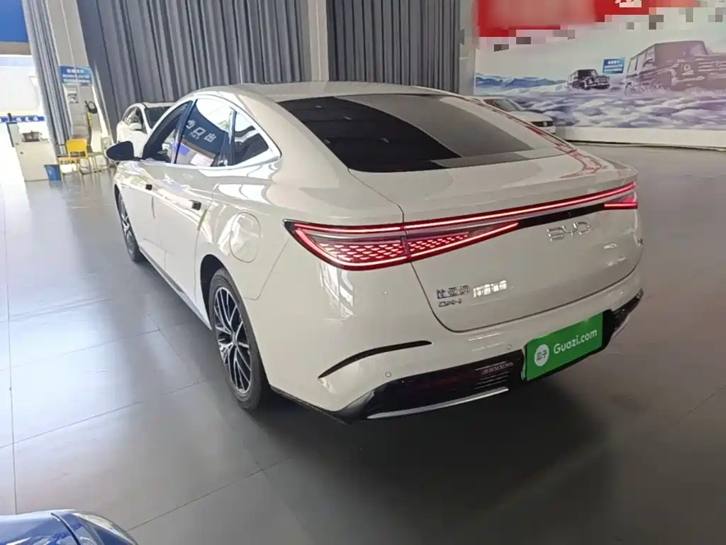 BYD Seal — миниатюра 5