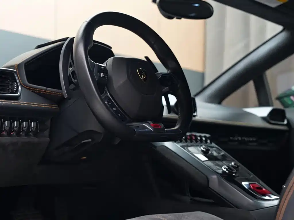 Lamborghini Huracán — миниатюра 11