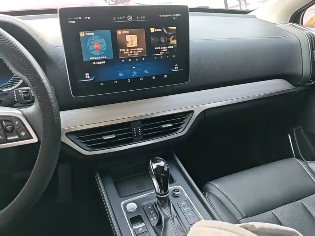 BYD Tang — миниатюра 13