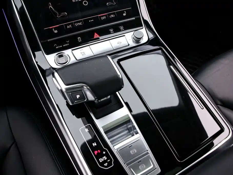 Audi Q8 — миниатюра 10