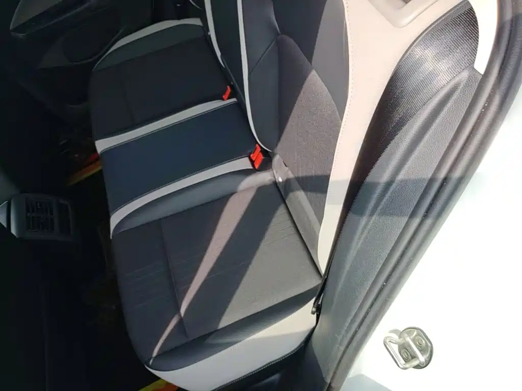 Volkswagen Golf — миниатюра 17
