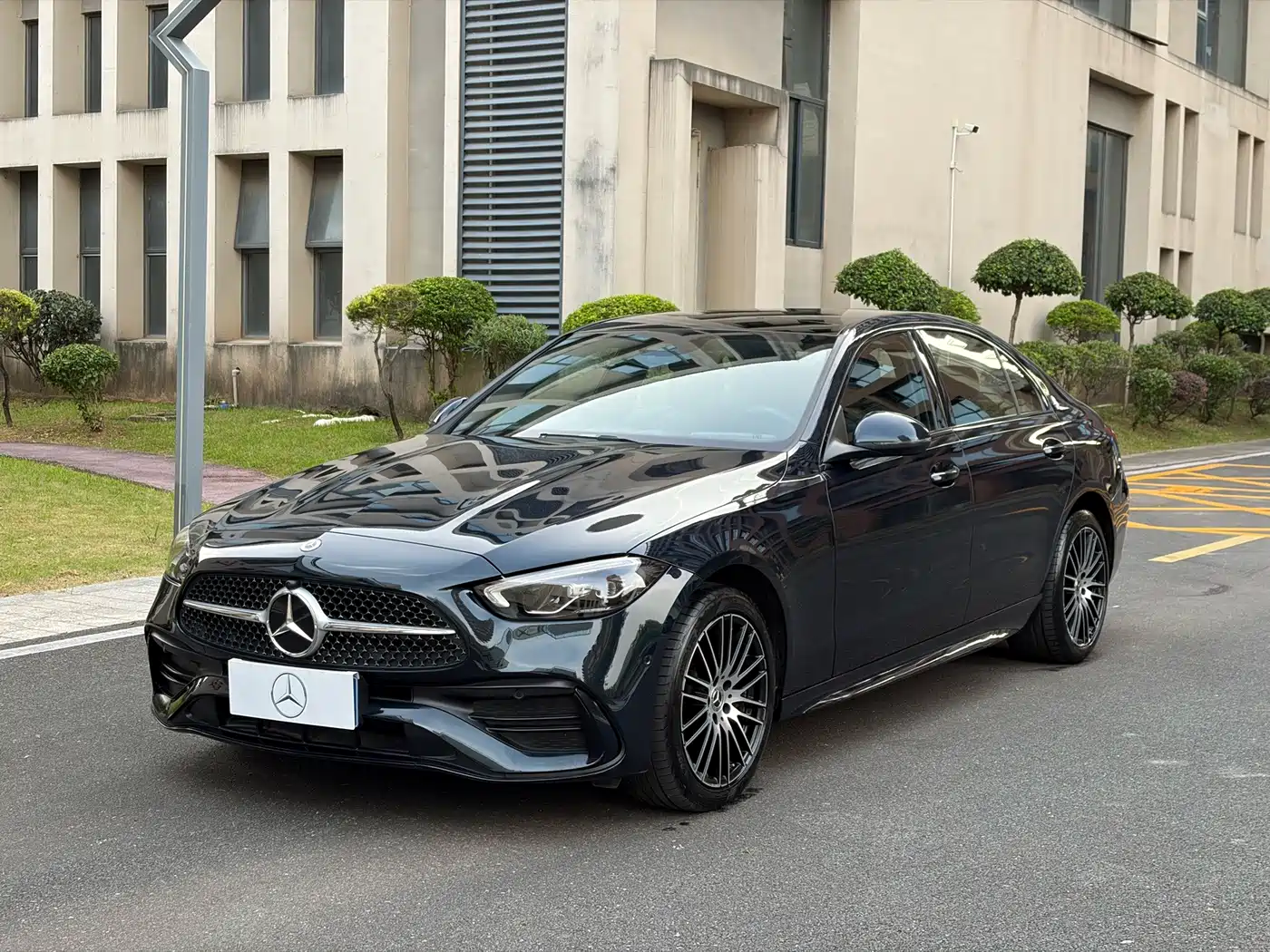 奔驰C级 2024款 C 260 L 运动版 2023