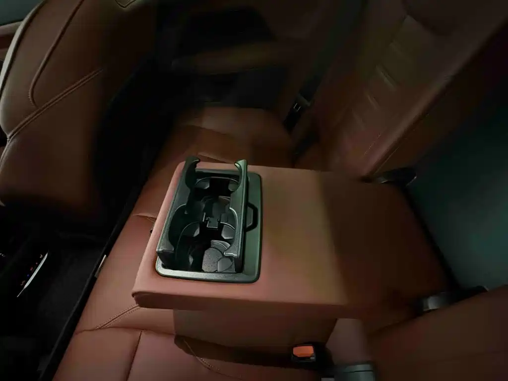 BMW 4 Series — миниатюра 19
