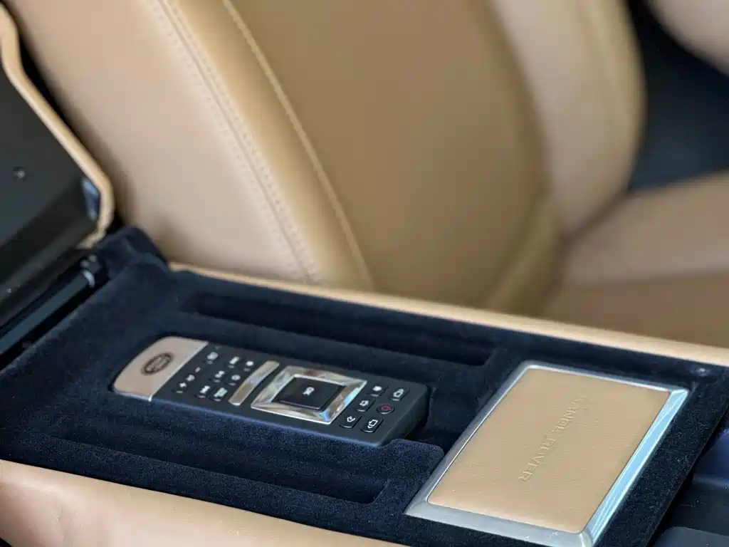 Land Rover Range Rover — миниатюра 7