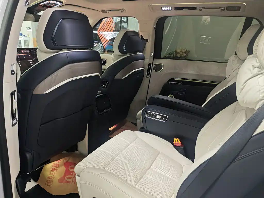 Zeekr 9X 2025 Ultra 70kWh