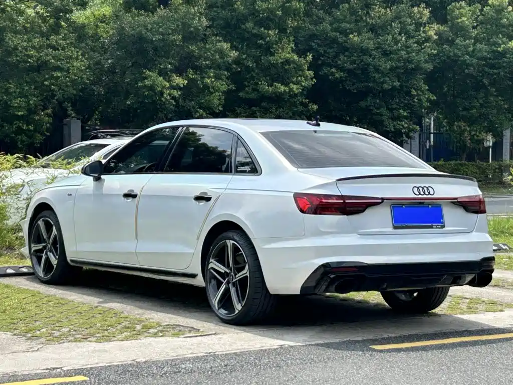 Audi A4L — миниатюра 4