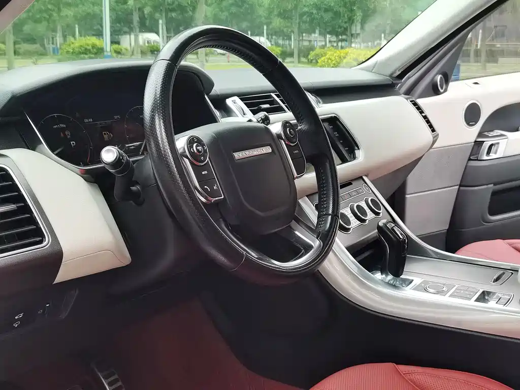 Land Rover Range Rover Sport 2014 3.0 SC V6 HSE DYNAMIC