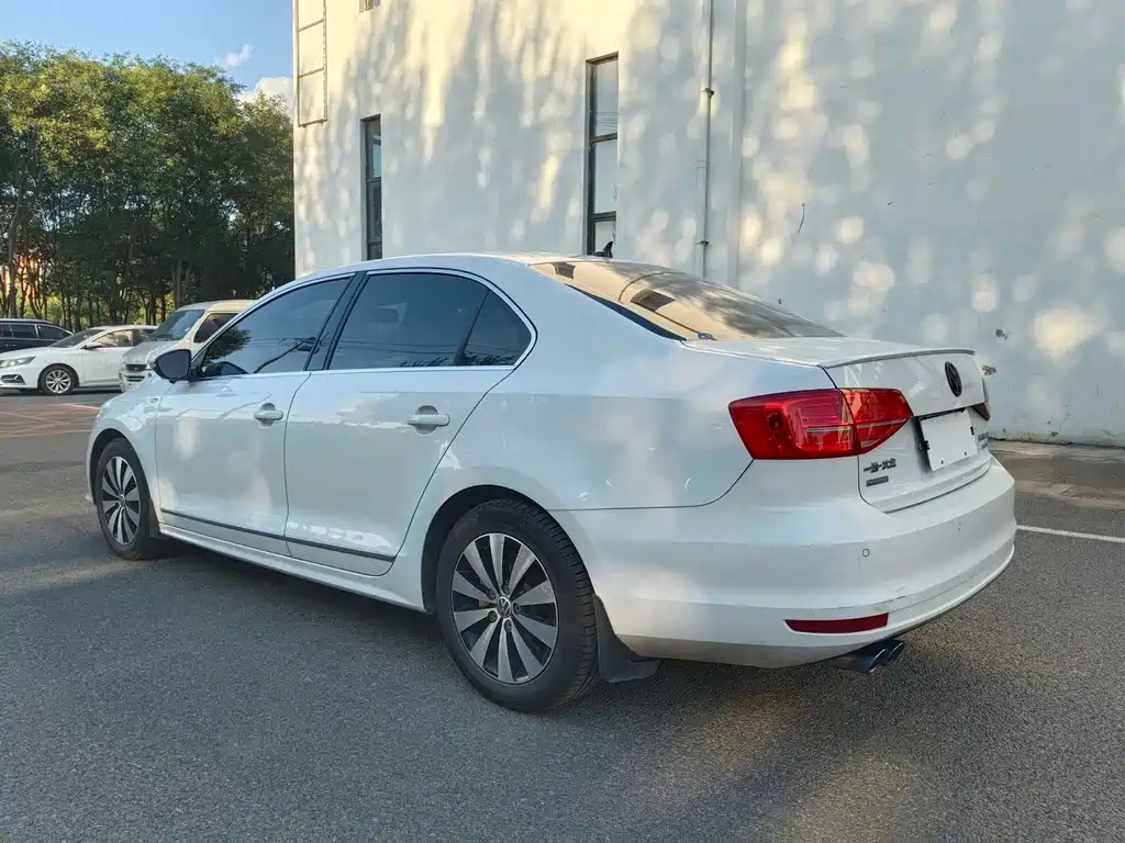 Volkswagen Sagitar — миниатюра 8