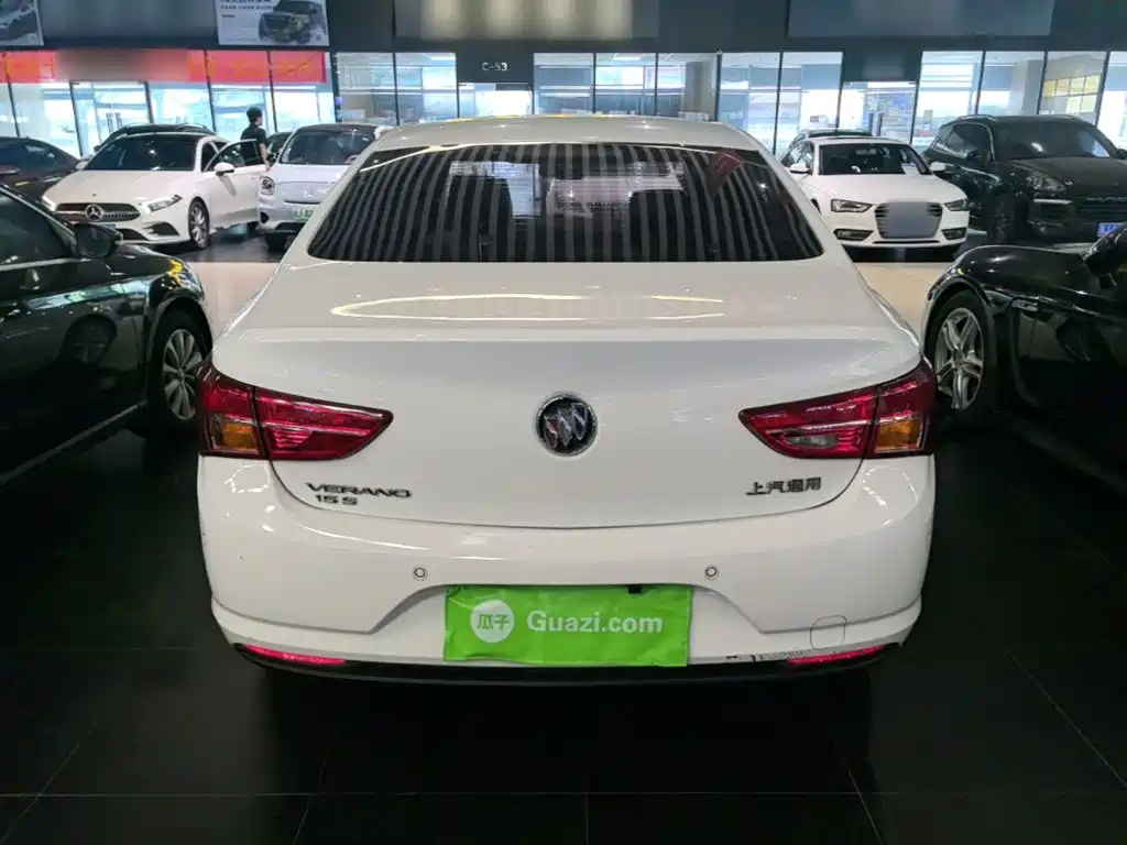 Buick Verano — миниатюра 6