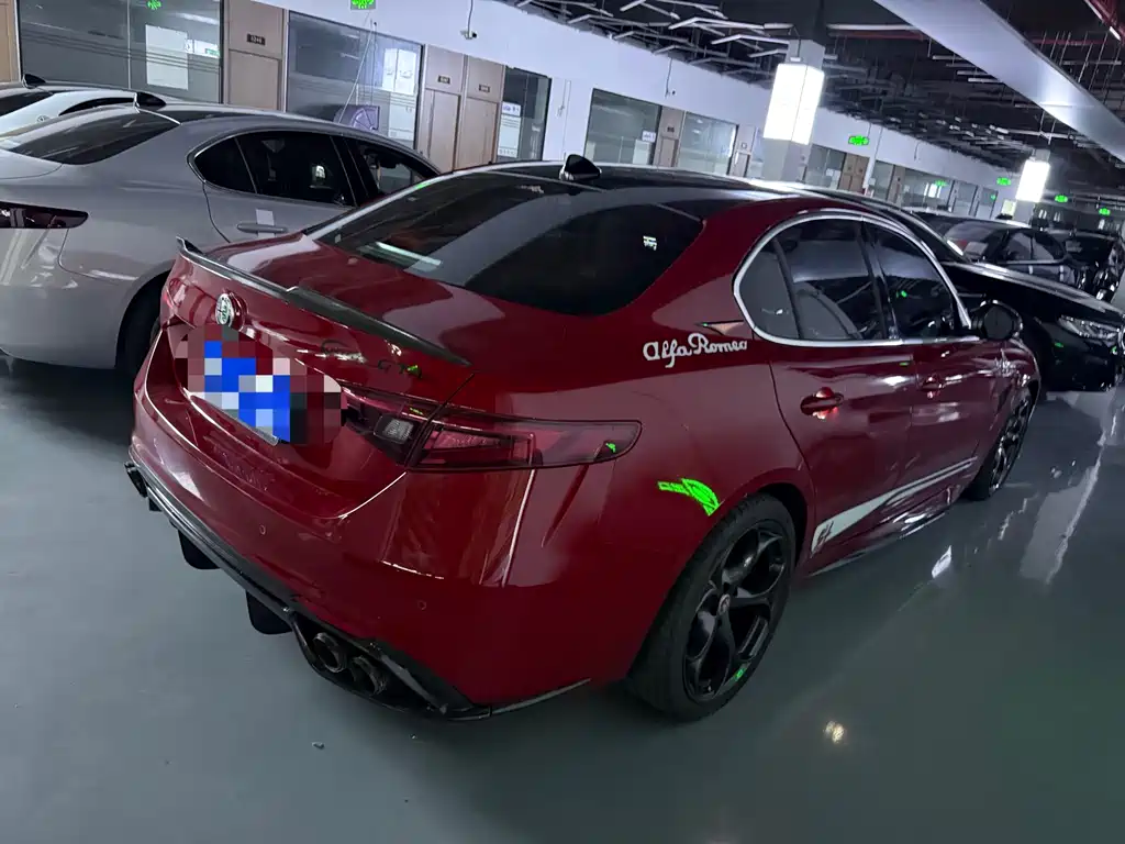 Alfa Romeo Giulia — миниатюра 17