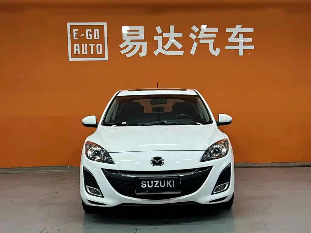 Mazda Mazda3 3 2012 2.0L AT Luxury