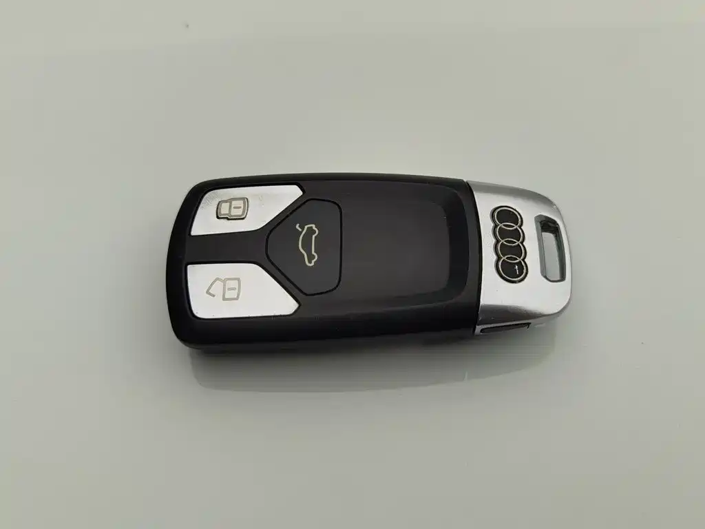 Audi Q7 New Energy — миниатюра 19
