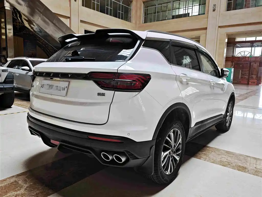 Geely Binyue — миниатюра 15