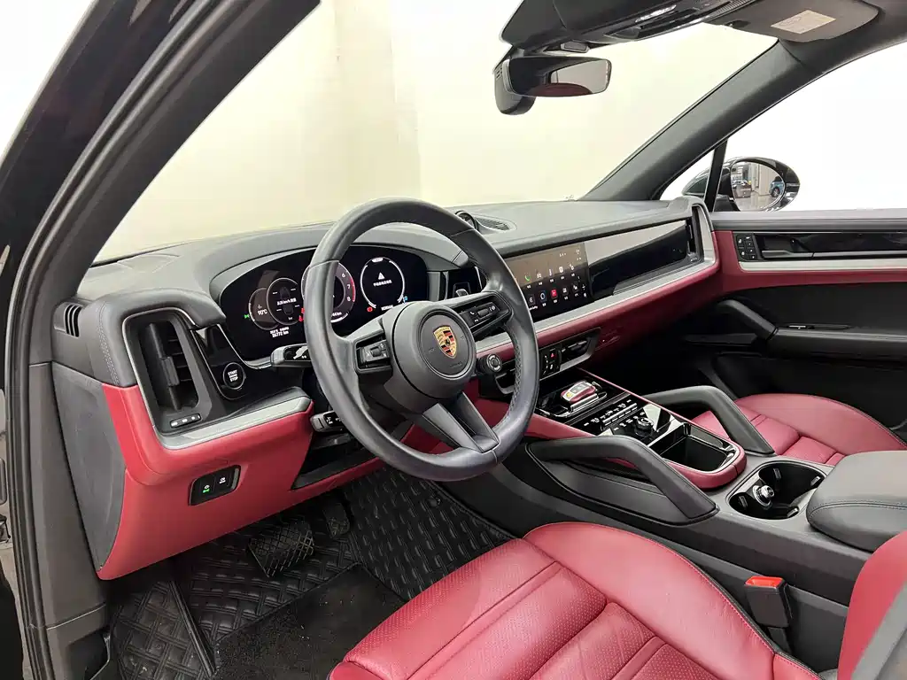 Porsche Cayenne — миниатюра 16
