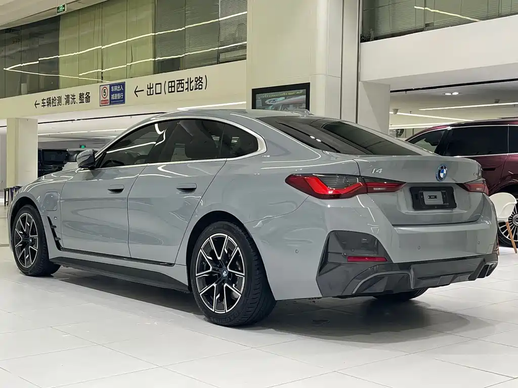 BMW i4 — миниатюра 4