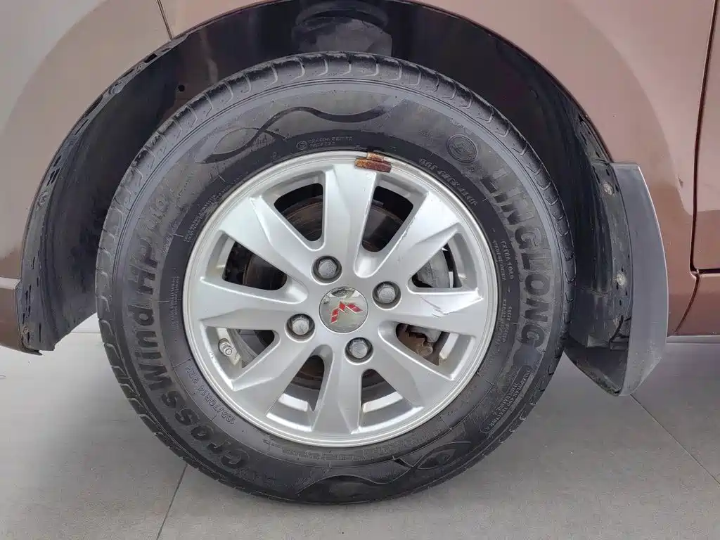 Wuling Hongguang — миниатюра 17