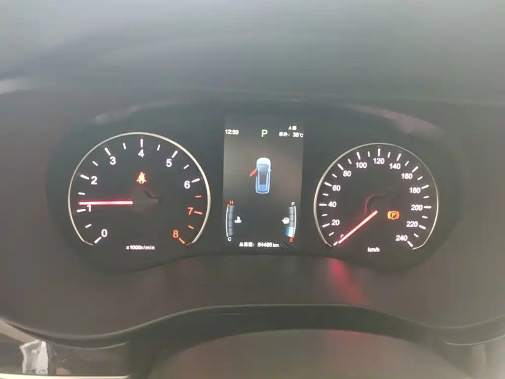 BYD MAX — миниатюра 12