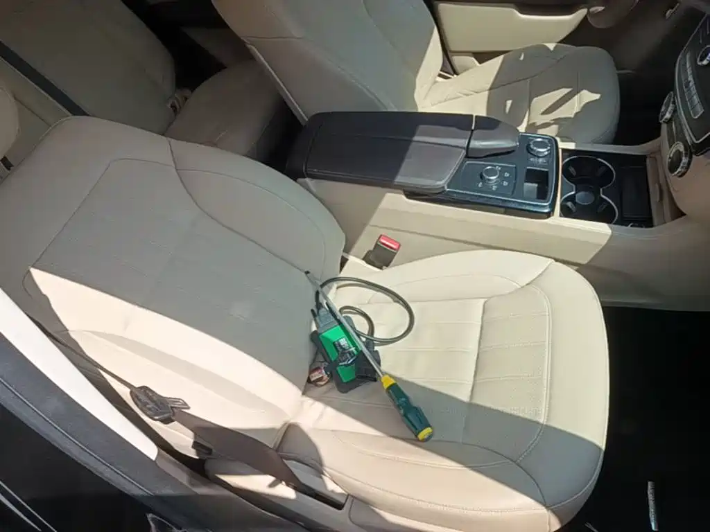 Mercedes-Benz GLE (Import) — миниатюра 25