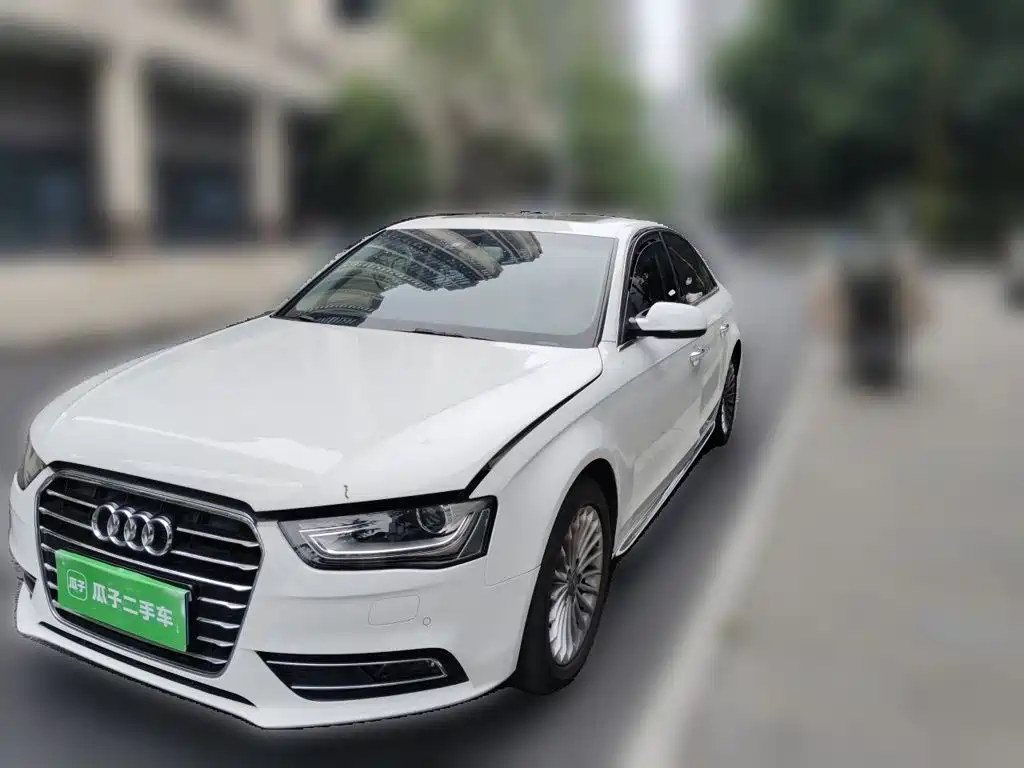 Audi A4L 2016