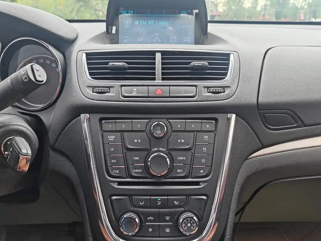 Buick Encore — миниатюра 12