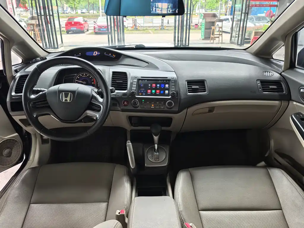 Honda Civic — миниатюра 15