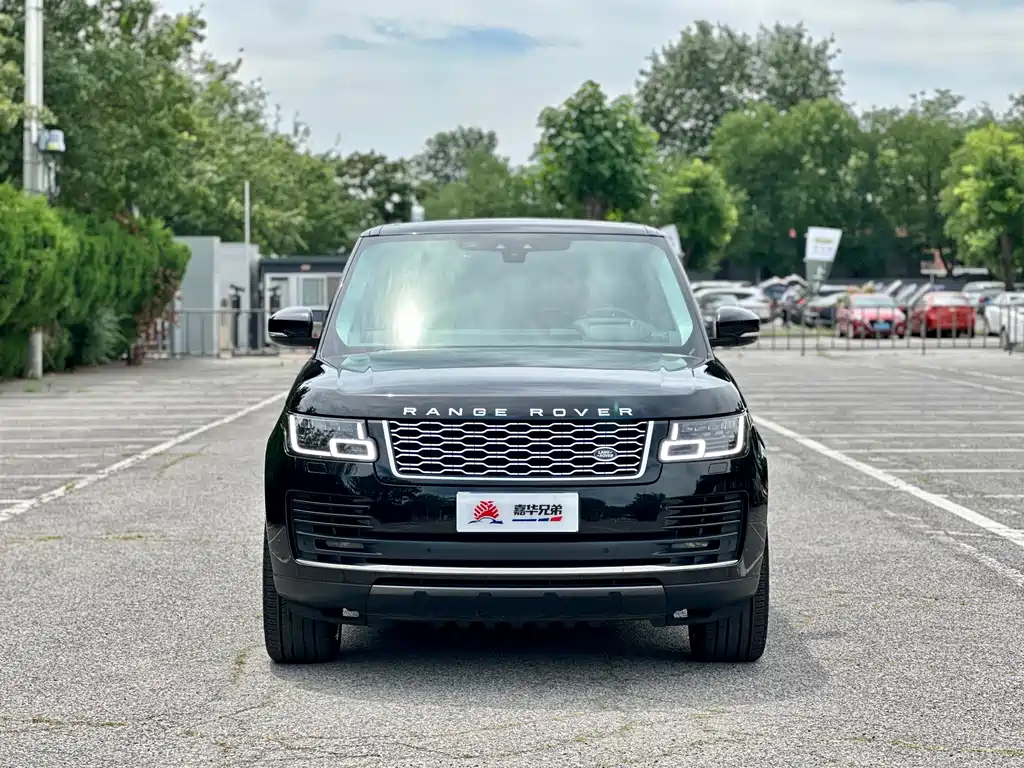 Land Rover Range Rover 2022 3.0 L6 400PS